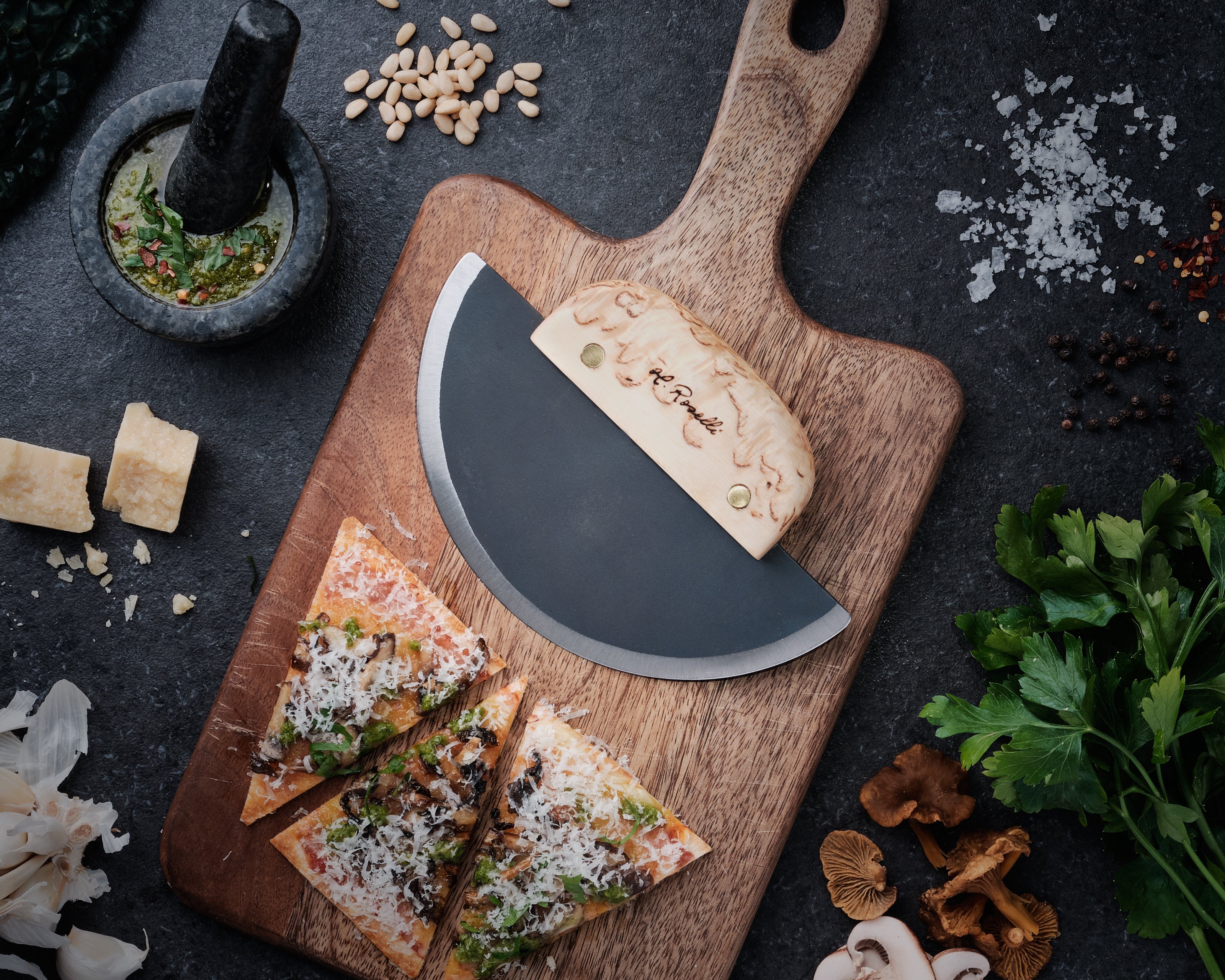 Roselli R740 The Ulu Knife